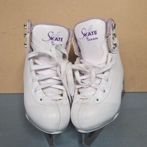 Soft Skate by Jackson (Little Girl's) Ice Skates in size 6.5